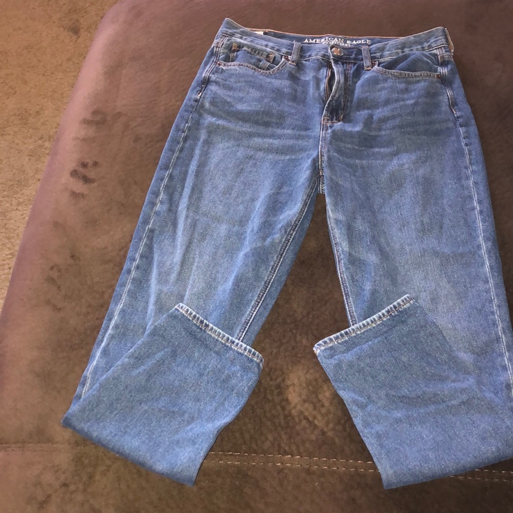 High waisted Mom jean
